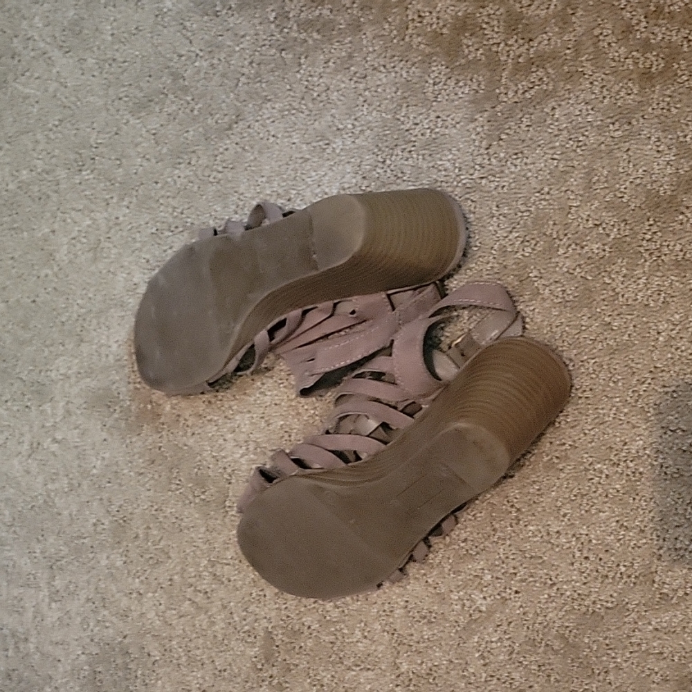 Wedges - Picture 6 of 6